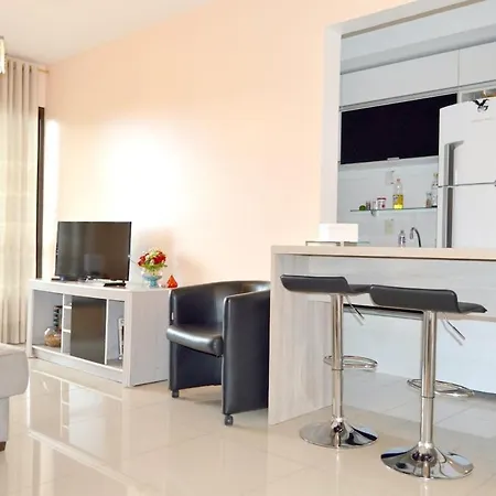 Simple, Complete And Functional Apartment